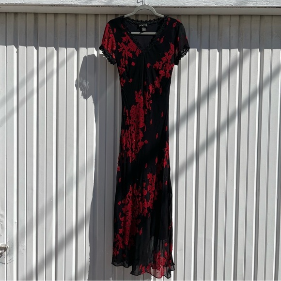 majick Dresses & Skirts - MAJICK vintage black sheer red floral sequin lace trim short sleeve midi maxi